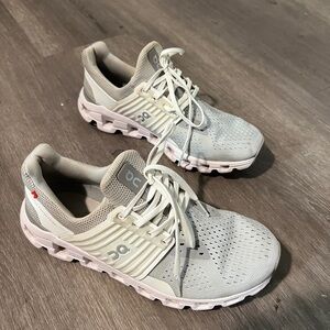 On Cloudswift Running Shoe size 8.5